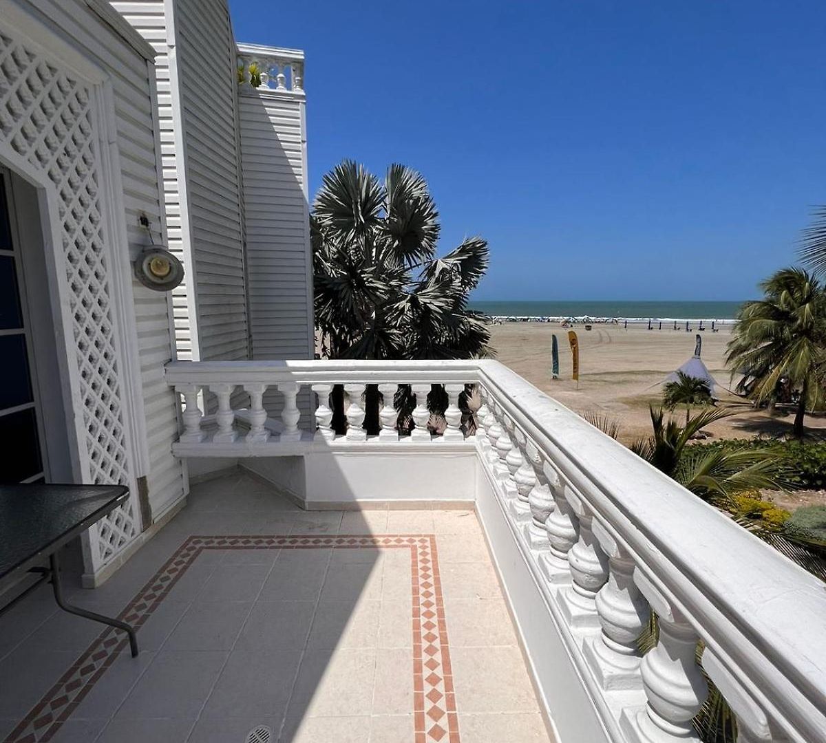 Large House Near Américas Hotel, Shared Pool *
